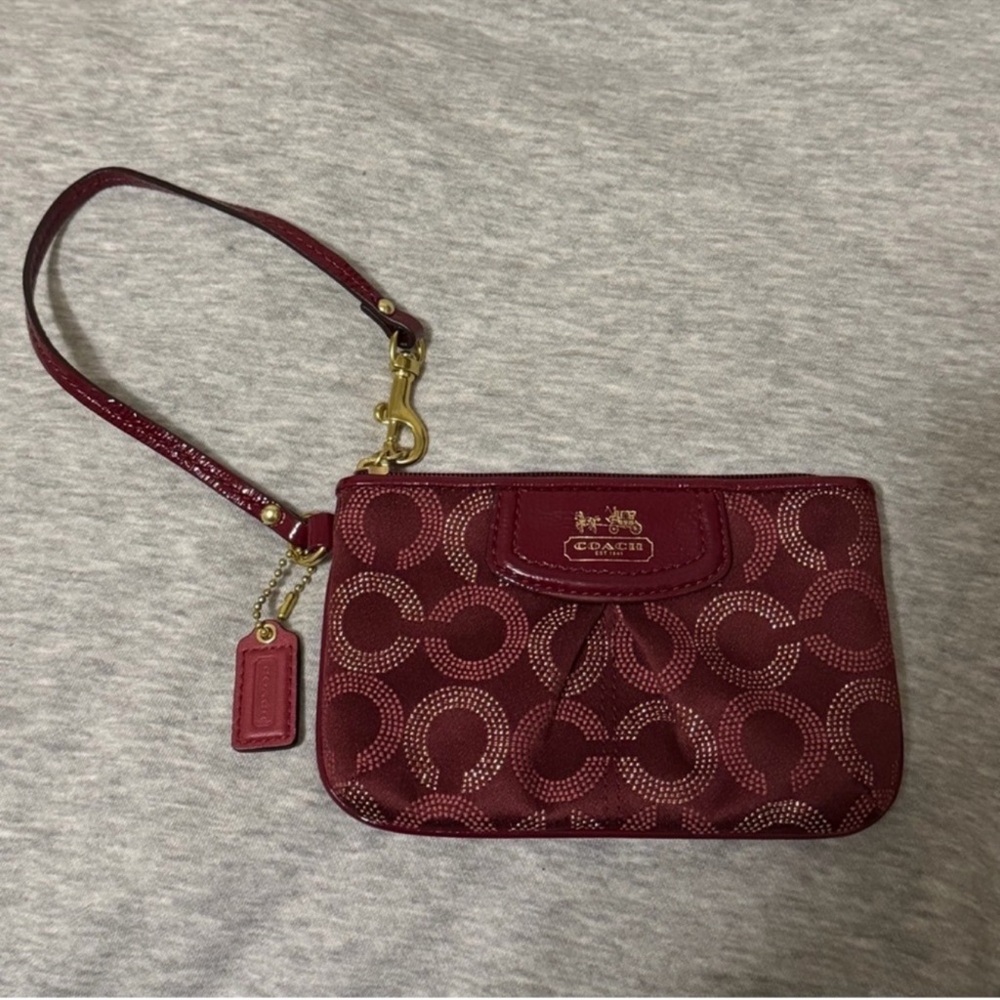 Y2K Coach Maroon Dark Red
Signature Wristlet